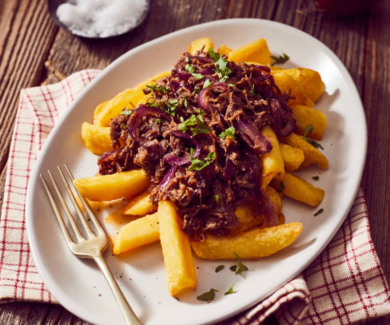 Pulled Beef mit karamellisierten Zwiebeln