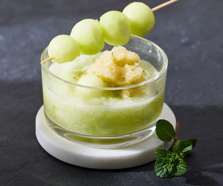 Galia-Melonen-Bowle mit Minz-Granita