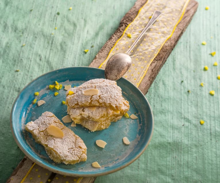 Witte chocolade en amandel brownies