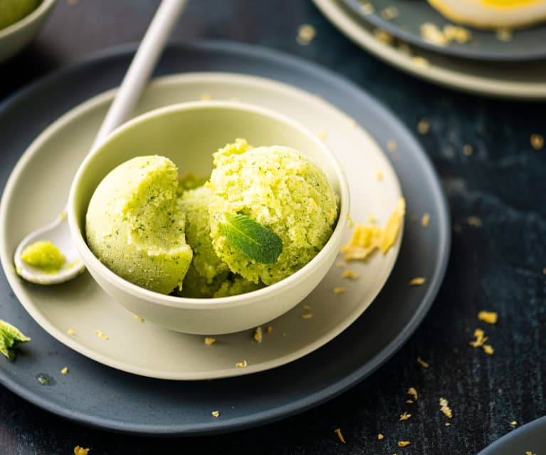 Courgette- og citronsorbet