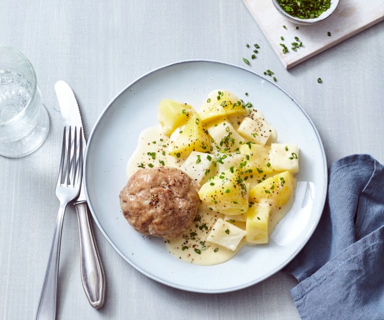 Lammfrikadellen auf Mairübchenragout