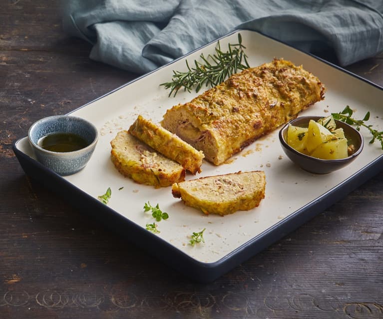 Polpettone di pollo porchettato in crosta di patate