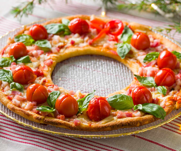 Corona de coliflor y almendra con cherrys, mozzarella, beicon y albahaca