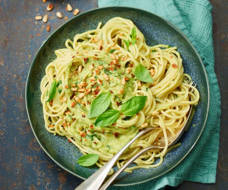 Spaghetti de légumes et sauce au saumon - Cookidoo® – la plateforme de  recettes officielle de Thermomix®