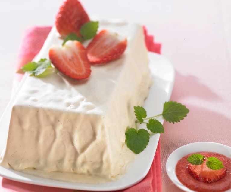 Eierlikör-Semifreddo mit Beeren