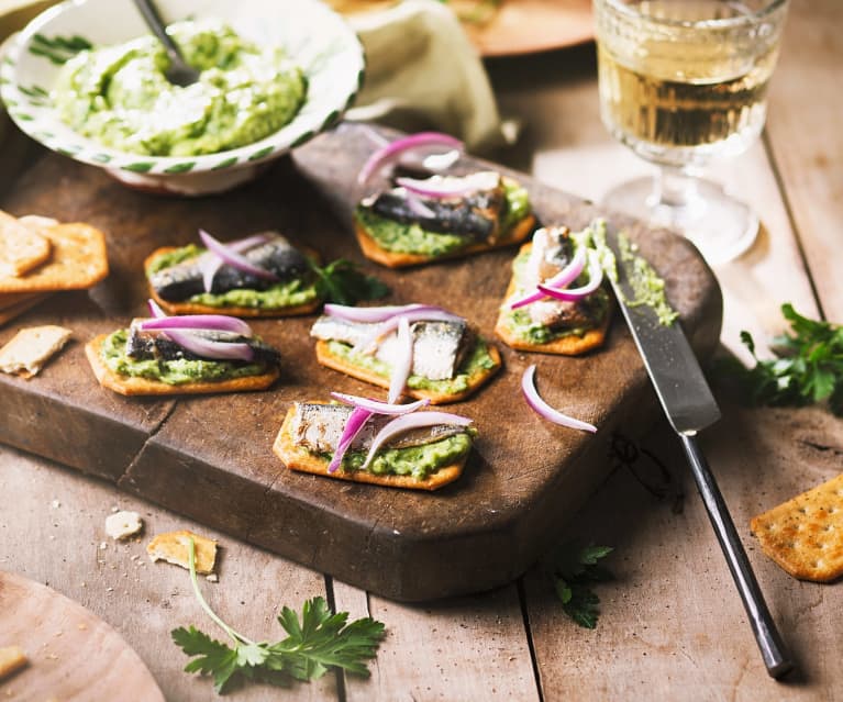 Tosta toscana con sardinas