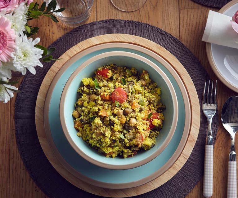 Cous cous con dadolata di verdure e ceci