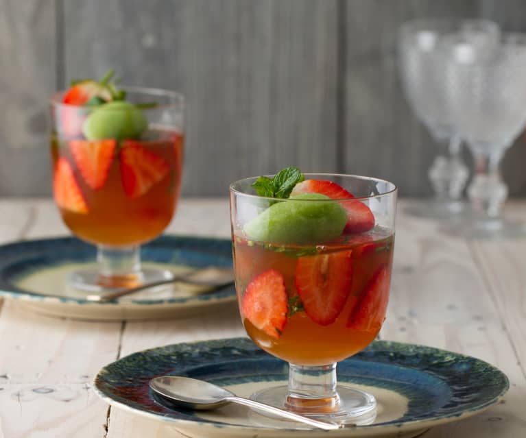 Pimm's jelly med agurkesorbet