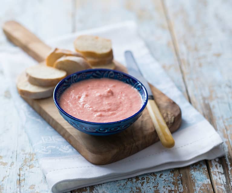 Dip de hueva de salmón (Taramasalata)