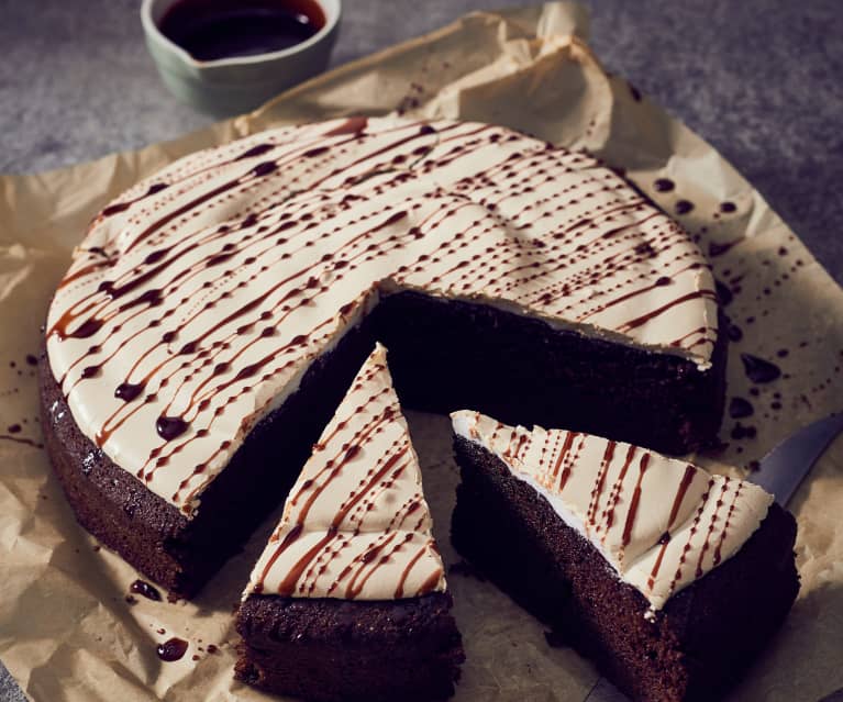 Baiser-Schokokuchen mit Espresso-Karamell