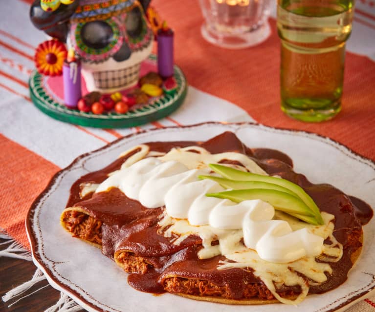 Enchiladas de mole rojo