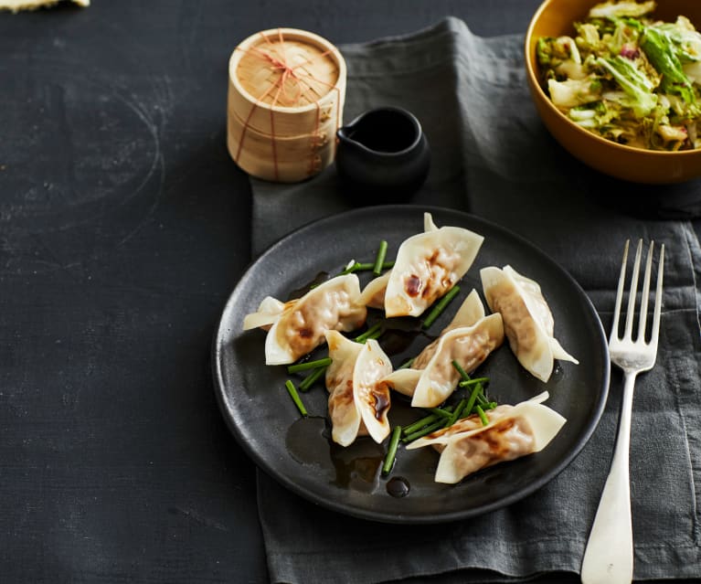 Roses de raviolis gyoza