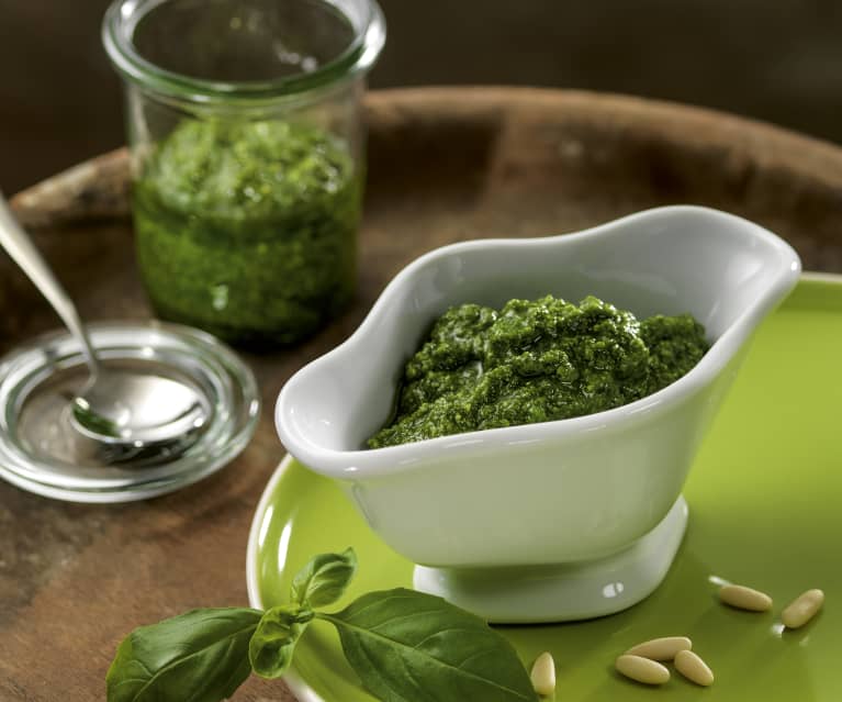 Basil pesto