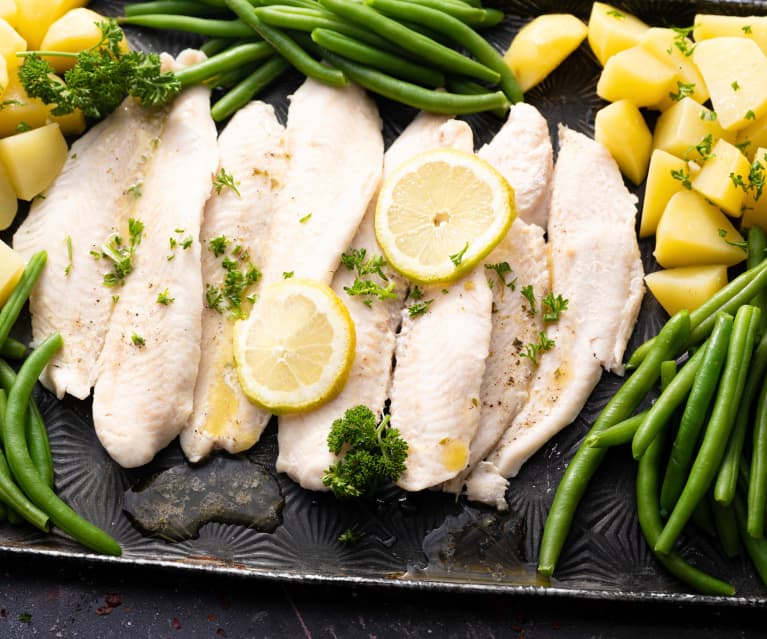 Pescado al vapor con verduras y tintes cítricos