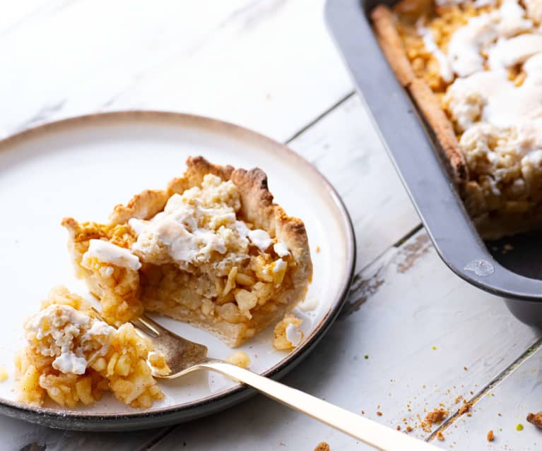 Vegan appeltaart met crumble en meringue