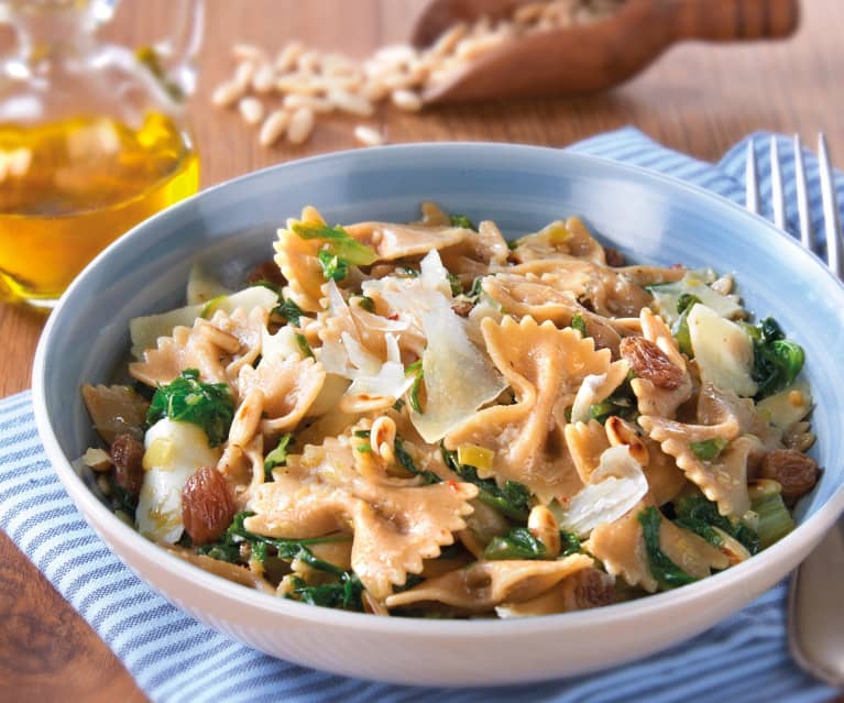 Pasta integrale di farro alla lattuga