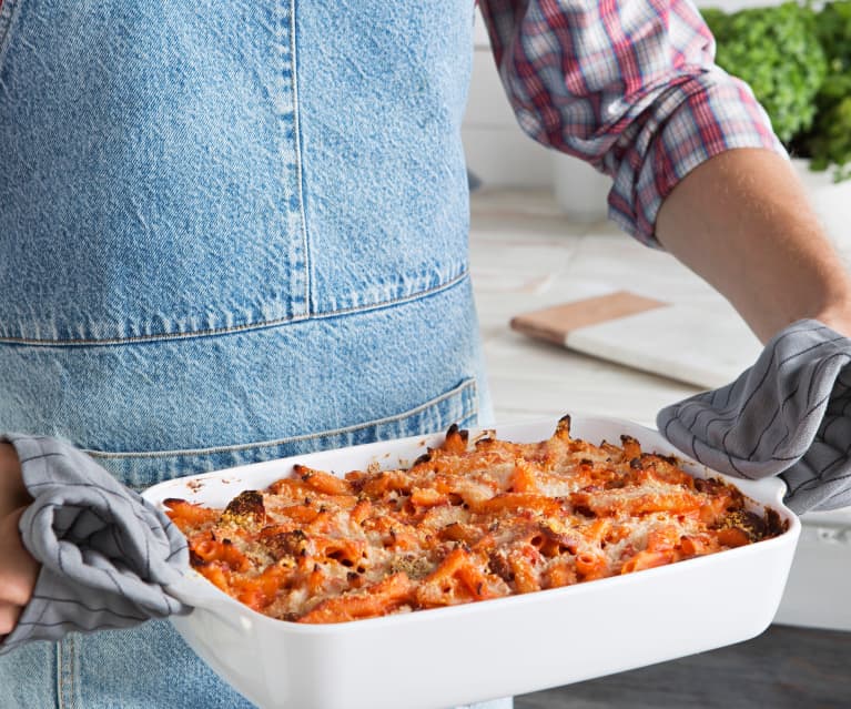 Macarrones con tomate y chorizo XXL