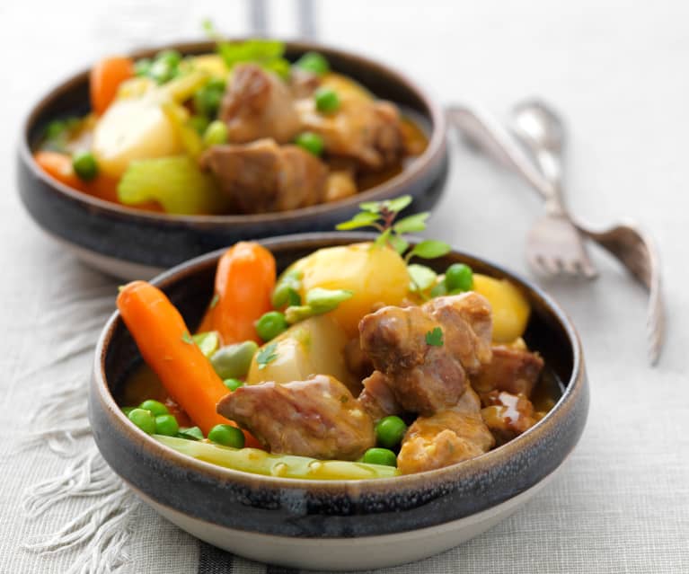 Recette Navarin d'agneau aux pommes de terre - La cuisine familiale : Un  plat, Une recette