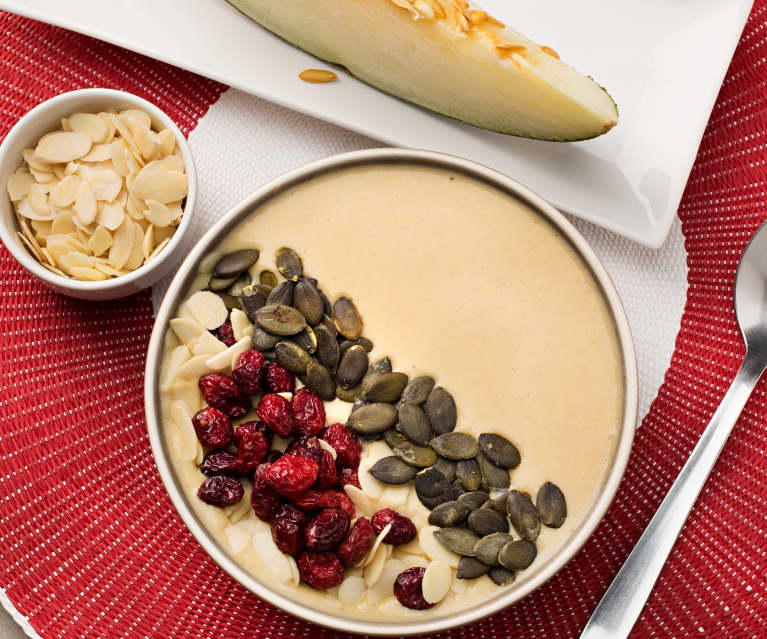 Smoothie bowl de melón y melocotón