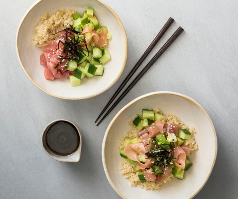 Tuna poke bowl