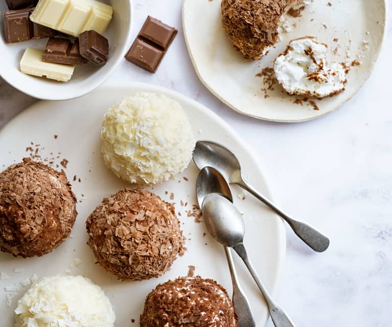 Meringues à la poudre de chocolat noir – Le Feuill'Thé