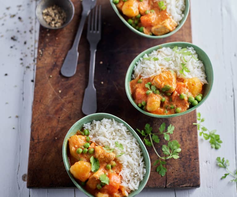 Schnelles Thai-Hähnchen-Curry mit Basmati-Reis