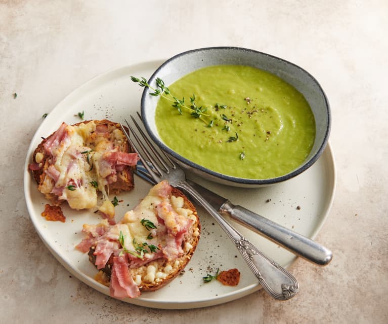 Velouté de poireaux et croûtes jambon-fromage