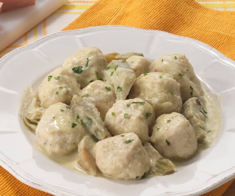 Gnocchi de ricotta, sauce à l'artichaut