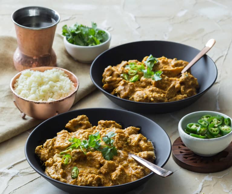 Krämig kycklingcurry i kokosmjölk