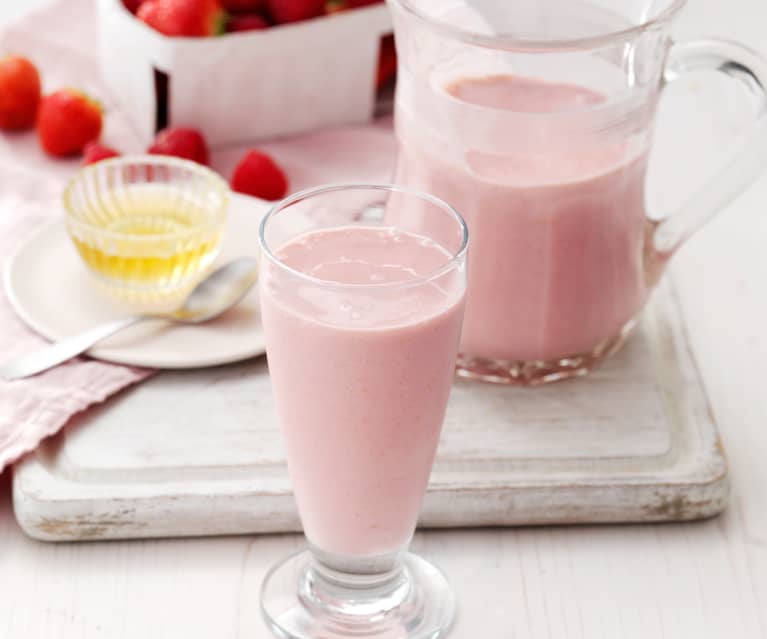 Kırmızı Orman Meyveli Smoothie