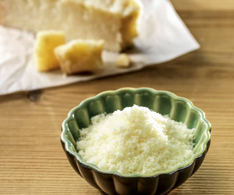 Parmesan, zerkleinert