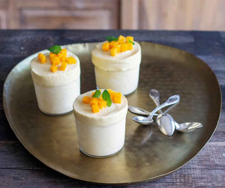 Soufflés glacés à la mangue