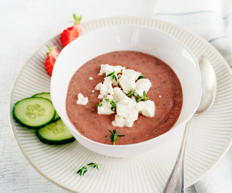 Erdbeergazpacho mit Feta