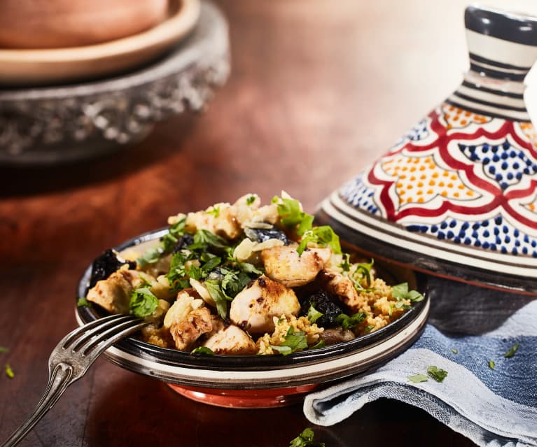 Hühnchen-Tajine mit Pflaumen und Mandel-Honigsauce