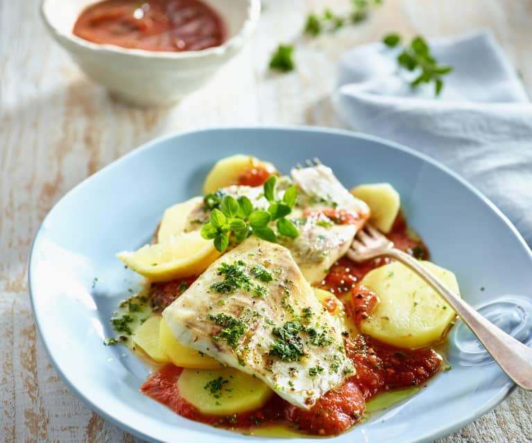 Seebarsch mit Kräuter-Tomaten-Sauce