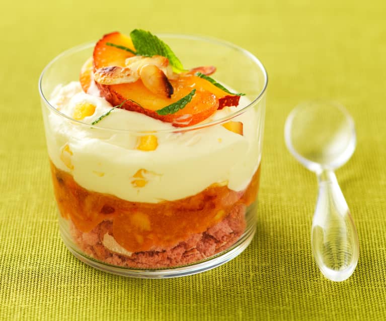 Verrine de fruits exotiques au yaourt et muesli - Cookidoo® – la plateforme  de recettes officielle de Thermomix®