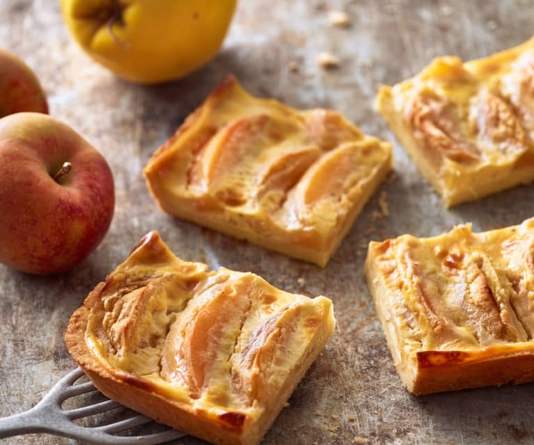 Apfel-Quitten-Blechkuchen