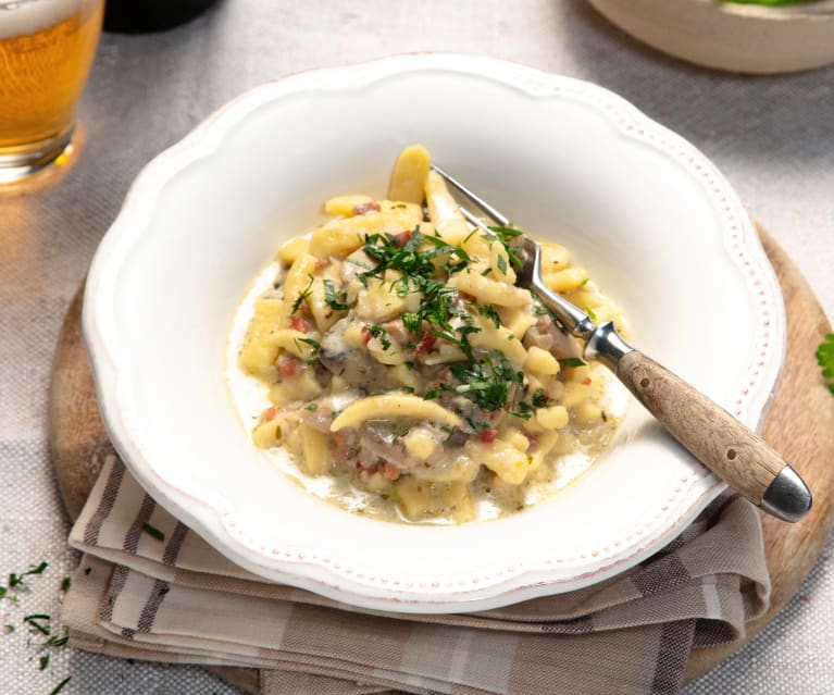 One Pot Spätzle in Champignon-Speck-Sauce