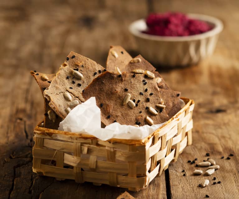 Buchweizencracker mit Schwarzkümmel