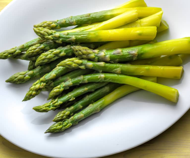 Steamed Asparagus