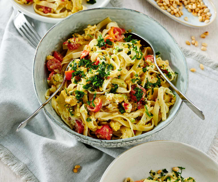 Ziegenkäse-Pasta mit Avocado