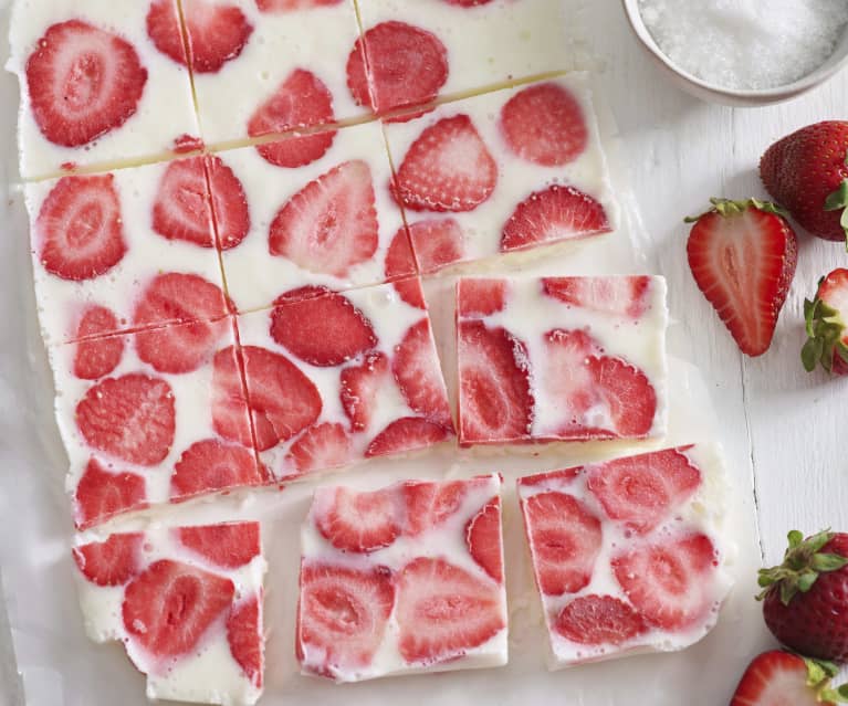 Bocadito helado de yogur y fresas