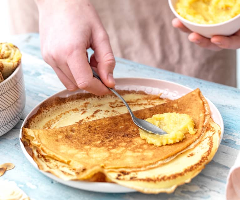 Crêpe à la compote d'ananas au rhum