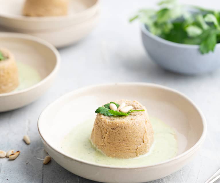 Flan au topinambour, sauce au gruyère