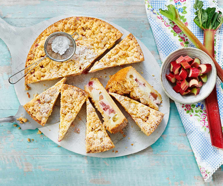 Rhabarber-Pudding-Streuselkuchen