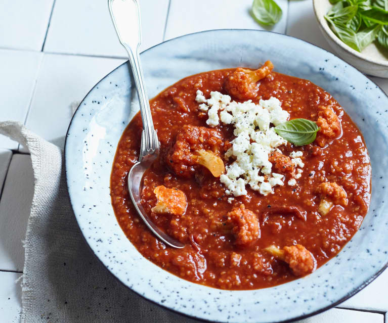 Tomaten-Bulgur-Suppe mit Blumenkohl