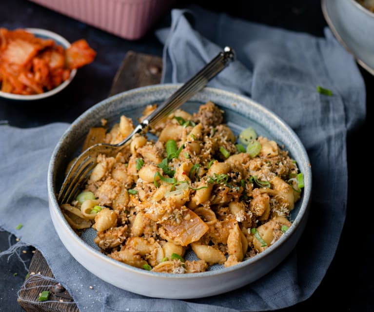 Macarrones con queso y kimchi