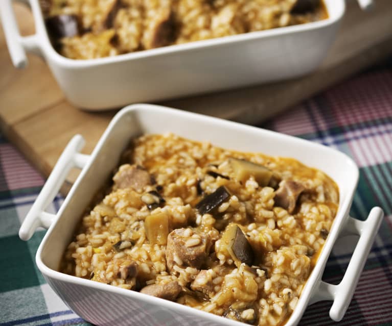 Cazuela de cordero y arroz con berenjenas