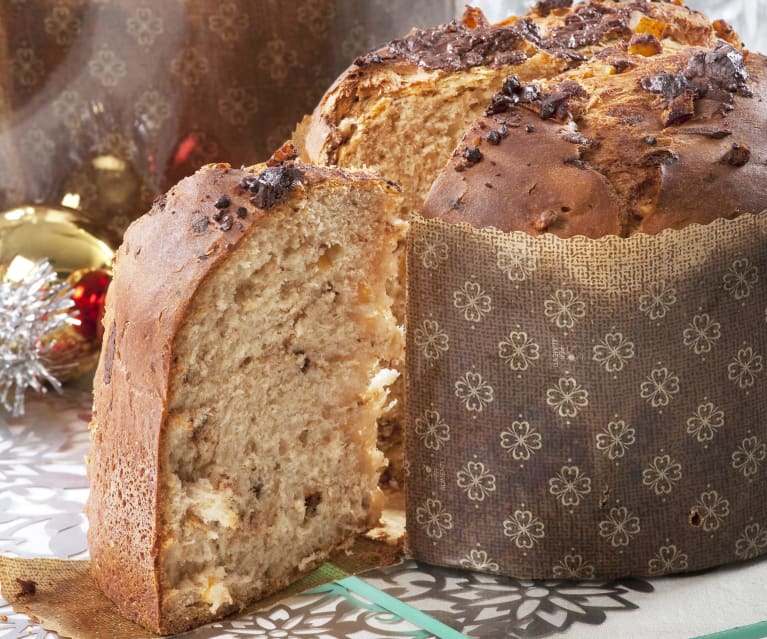 Panettone com chocolate e laranja