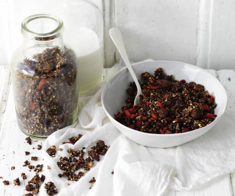 Granola de trigo sarraceno y cacao